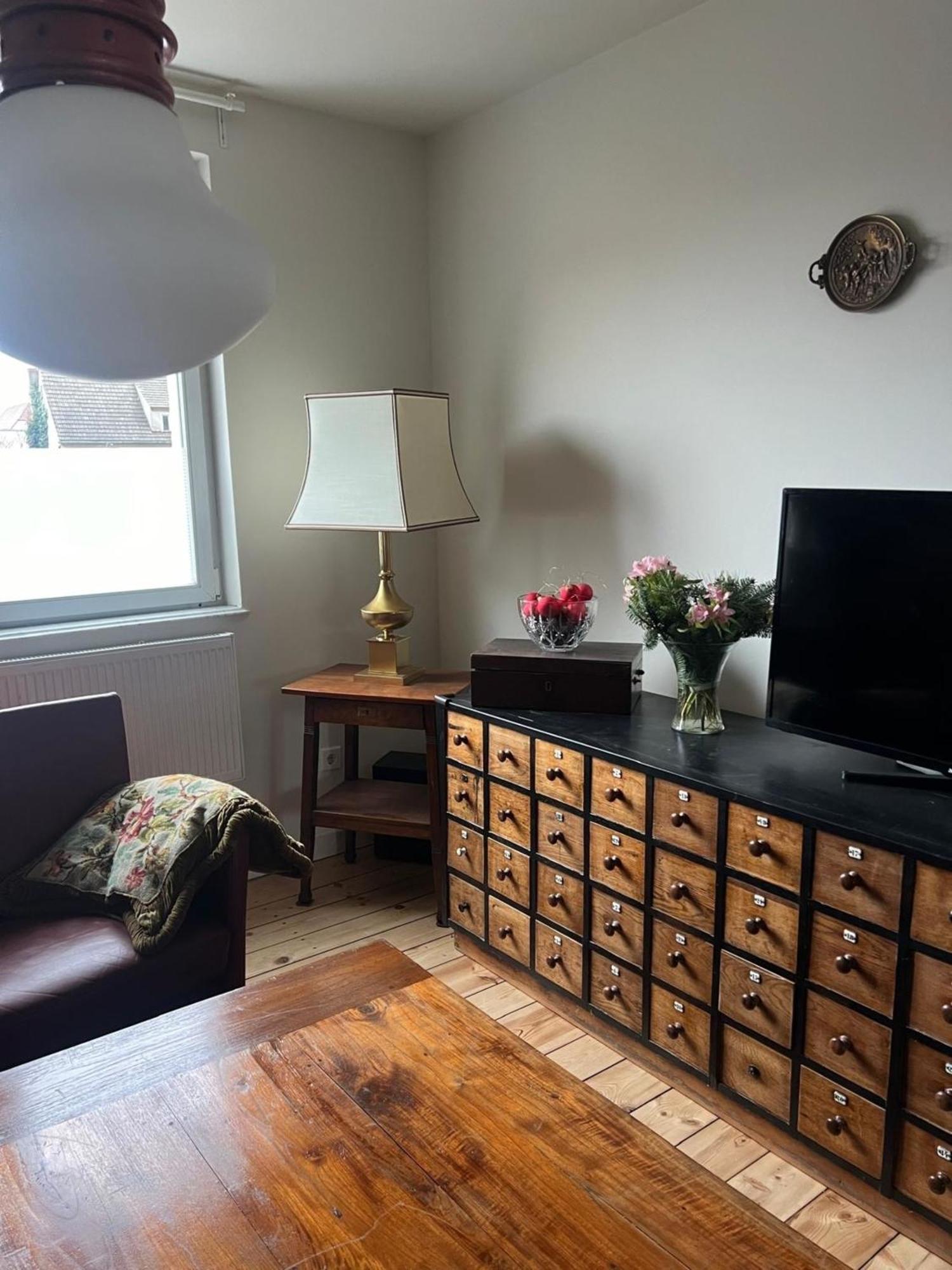 Appartement Antike Wohnmoeglichkeit Kurz Und Langfristig 100Qm Erdgeschoss à Lauchhammer Extérieur photo